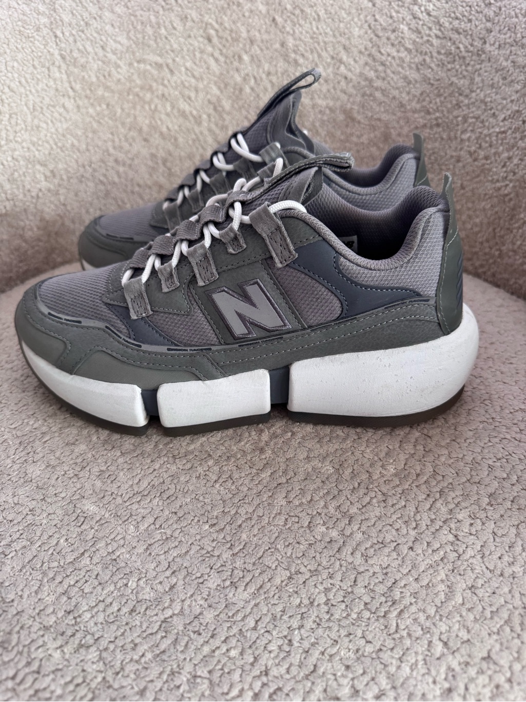 New Balance Vision Racer Jaden Smith Men Size 85 Gray New Balance Vision Racer Jaden Smith Men Size 85 Gray